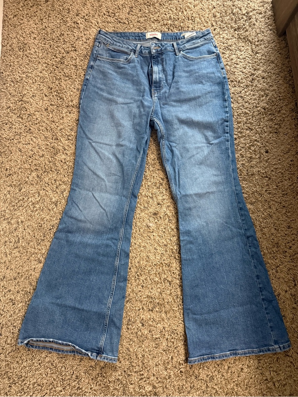 Wrangler Women's Medium Blue Flare Jeans